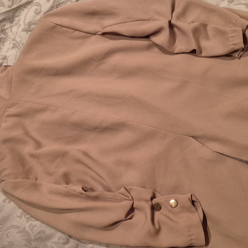 Women's Blazers - Picture 6 of 12